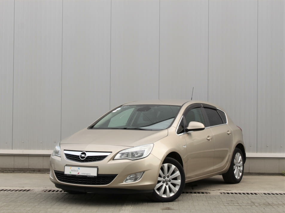 kupit b u avto v avtosalone klyuchavto avtomobili s probegom