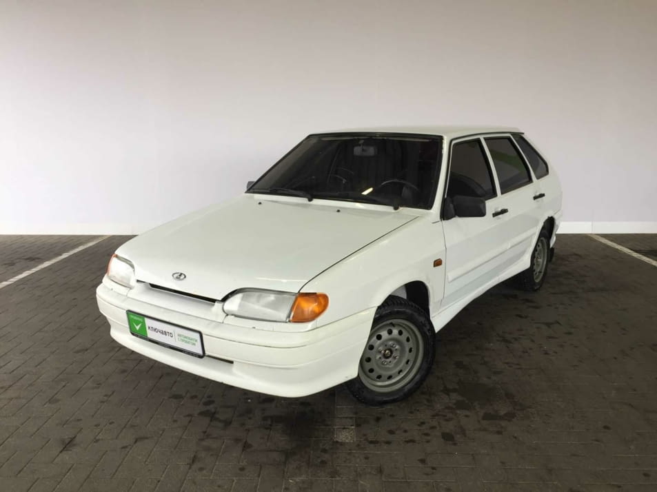 v avtosalone klyuchavto avtomobili s probegom